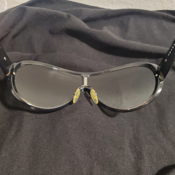 Prada Sunglasses - Picture 4 of 12